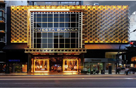 牟定门头设计与商业空间的纽带。